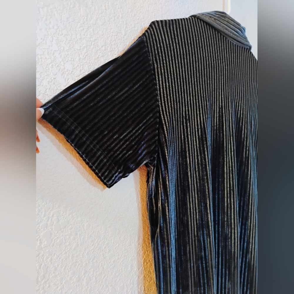 Striped Velvet Zip-Up Shirt - Picture 4 of 8